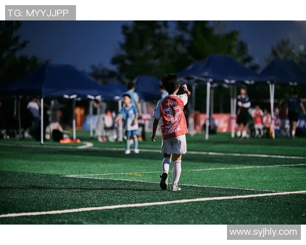 細數世界足球球星傳奇故事同經典時刻用粵語帶你重溫綠茵場風采 細數世界足球球星傳奇故事同經典時刻用粵語帶你重溫綠茵場風采